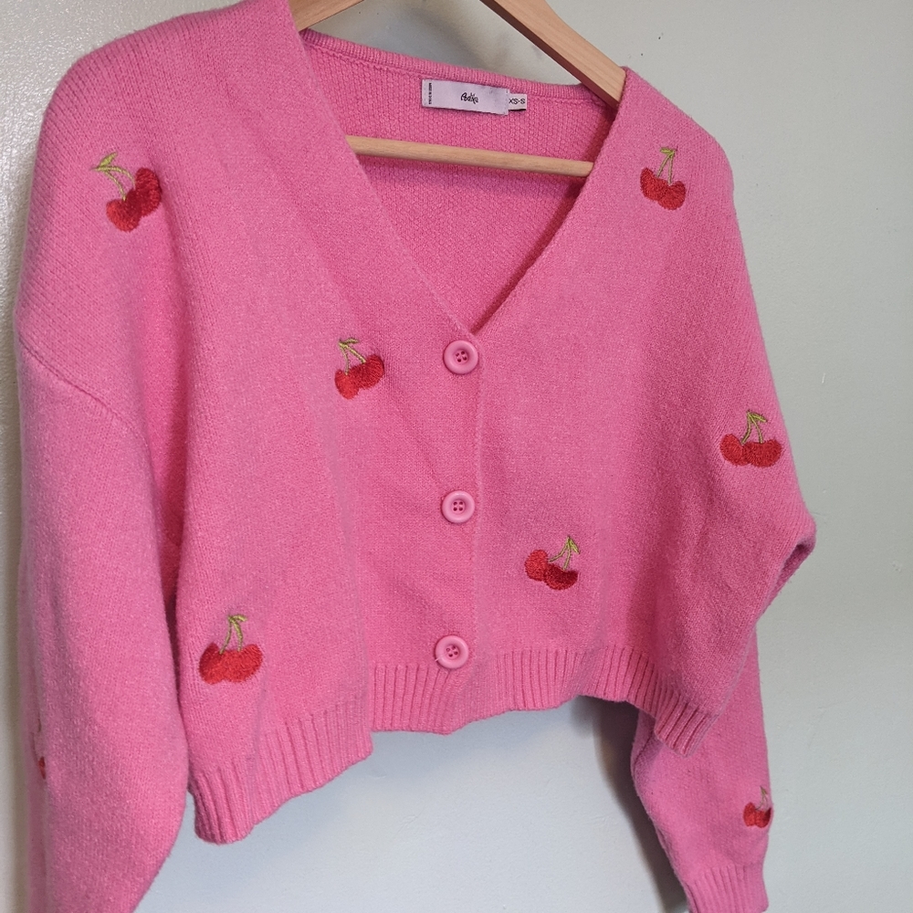 Cropped pink cardigan w/ embroidered cherries